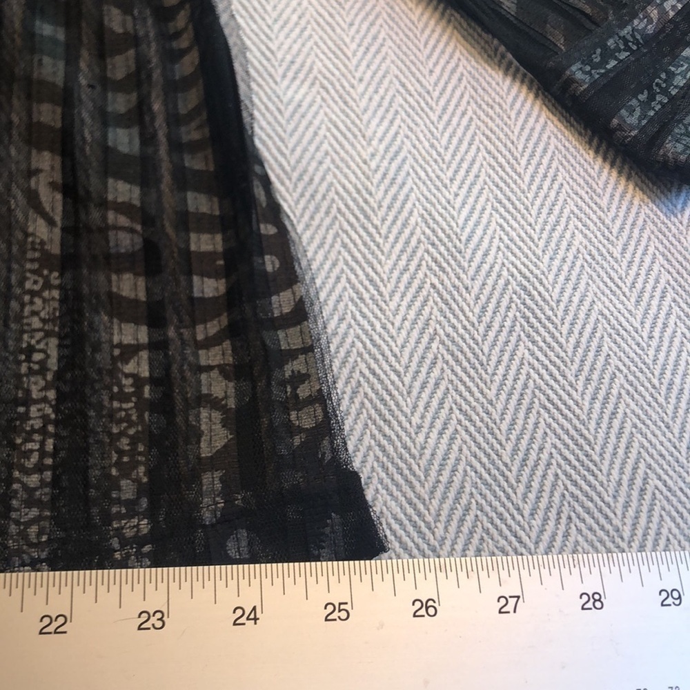 CHICOS TRAVELERS Sz 3 16-18 ZIP UP Lightweight Jacket Pit to Pit 24 1/2" Preworn - Picture 13 of 16